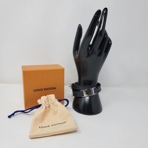 LOUIS VUITTON Damier Graphite Sign It Bracelet Sz 7.25 (19)